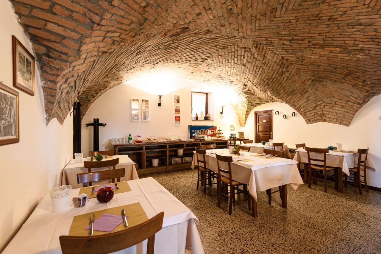 Il Glicine B&B Ristorante Cazzago San Martino Exteriör bild